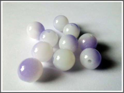 Lasihelmi 12 mm pyöreä, lila-valk., 10 kpl