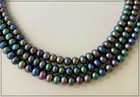 Makeanveden helmi AA, 6 mm rondelli, peacock, ½ nauha