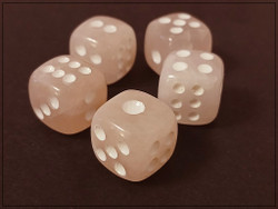 Kivinoppa 15 x 15 x 15 mm, ruusukvartsi