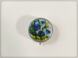 Pillerirasia, Siniset ruusut