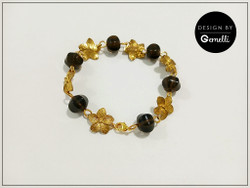 Rannekoru, Savukvartsia ja metallikukkia, kullanvärinen