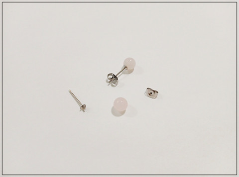 Ruusukvartsi, puoliporattu, Ø 6 mm, pari