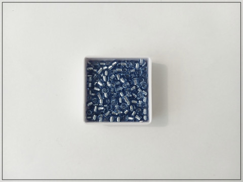 Siemenhelmet 8/0 sininen hopeasisuksella, 5 g