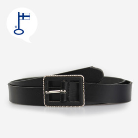 Musta nahkavyö 25mm- Mustahopealla läpisoljella