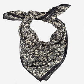 Huivi kukkakuvioitu -Musta