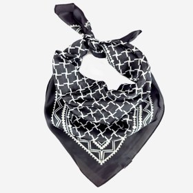 Huivi ruudullinen -Musta