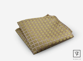 Kullanvärinen ruudullinen taskuliina