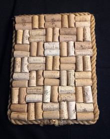 Viinipullonkorkki pannualunen