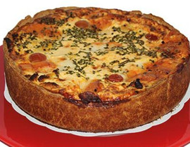 Tomaatti-mozzarellapiiras