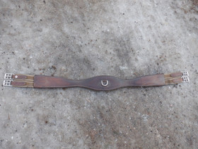 Nahkainen, ruskea, muotoiltu satulavyö joustolla, 120 cm