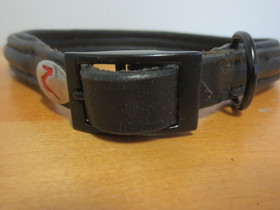 Musta peruspanta, pituus 43 cm