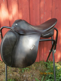 Sydney yleissatula leveys 33 istuin lyhyt 17 tuumaa