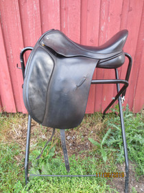 Black Country koulusatula, leveys MW, istuin 17