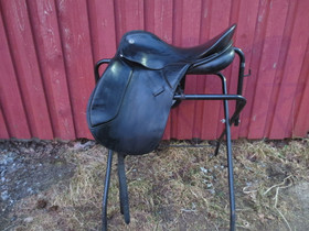 Kieffer Lech Profi koulusatula, leveys MW, istuin 17