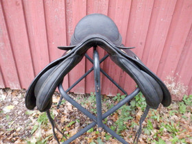 Wintec Wide cair yleissatula, vaihtokaarellinen, istuin 16 tuumaa