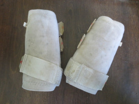 Horze neopreenisuojat valkoiset, S koko, vastannee COB kokoa