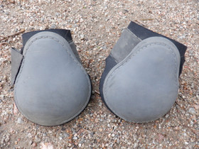 Eskadronin harmaat takasuojat tarroilla FULL