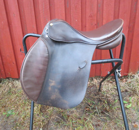 Henri de Rivel yleissatula, leveys MW, istuin 17 