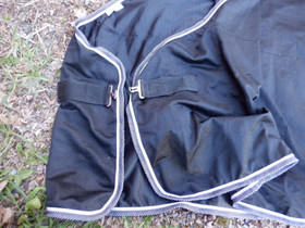 Musta Hööksin verkkoloimi 145 cm