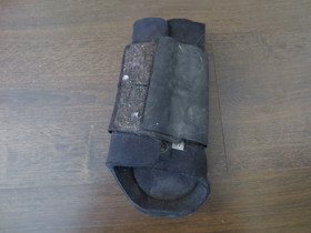 Pariton etujalan hivutussuoja oikeaan etujalkaan FULL