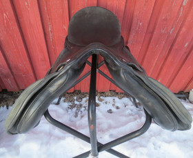 Presence yleissatula, leveys W/EW istuin 17 tuumaa