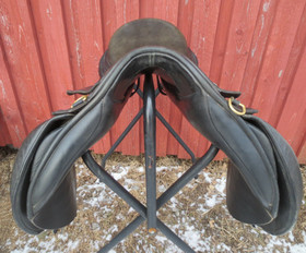 Albion Selecta yleissatula, leveys W istuin 17 tuumaa 