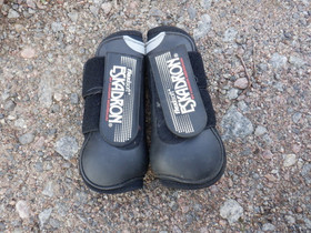 Eskadron flexisoft mustat jännesuojat PONY