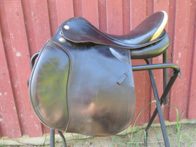 Prestige Venezia yleissatula leveys 34 istuin 17 tuumaa