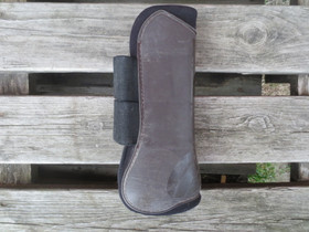 Oikean etujalan yksinäinen ruskea jännesuoja, FULL