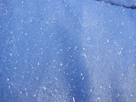 Waldhausen tummansininen yleissatulahuopa koristeraidoilla FULL