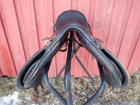 Falcon yleissatula leveys MW istuin 15 tuumaa 