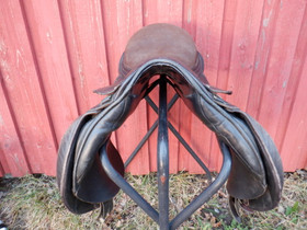 Albion Selecta yleissatula, leveys W istuin 17,5 tuumaa 