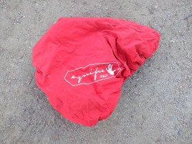 Equipe punainen, paksu satulansuojus PONY