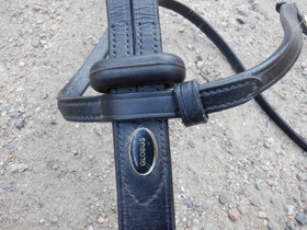 UUSI Globus musta martingaali, kullan väriset metalliosat FULL