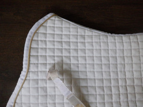 Valkoinen Bucas estehuopa kultaisella kantilla fULL