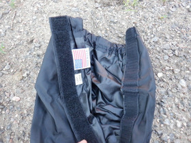 Mustat suojukset suojien päälle kisaverkkaan L