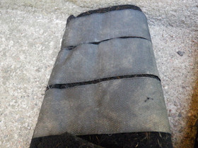 Mustat neopreenisuojat, L koko