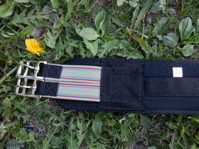 UUSI musta neopreeninen satulavyö joustoilla 135 cm