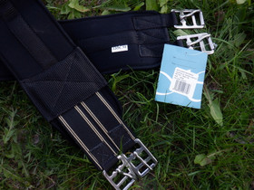 UUSI musta neopreeninen satulavyö joustoilla 135 cm