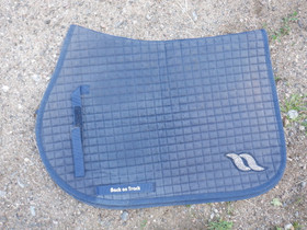 Back On Track tummansininen yleissatulahuopa FULL