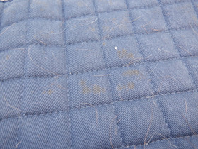 Back On Track tummansininen yleissatulahuopa FULL