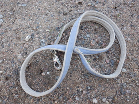 Bucas vaaleansininen riimunnaru