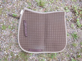 Ruskea koulusatulahuopa FULL