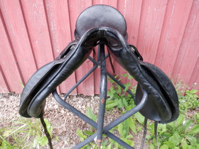 Kieffer Lech Profi koulusatula, leveys MW, istuin 17