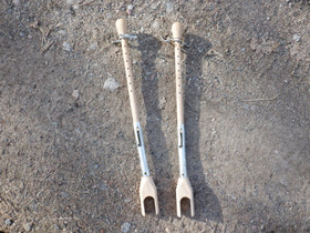 Puiset saapastuet, säädettävä malli