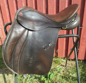 Albion Legend yleissatula 17,5 tuumaa, W leveys 