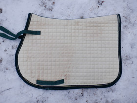 Kerman värinen, paksu satulahuopa yleissatulaan. FULL