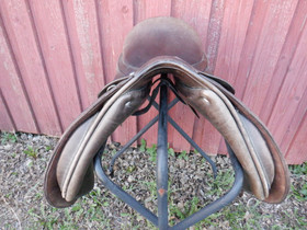 Frank Baines Reflex yleissatula, leveys EW istuin 17 tuumaa