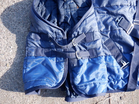 Tummansininen sisätoppaloimi n. 150-200 g, 140-145 cm