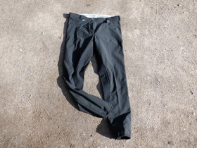 UUDET mustat talviratsastushousut kokopaikoilla 44